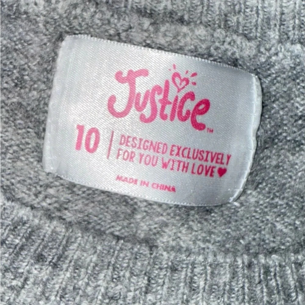 🌹 Justice Gray Knit Sweater